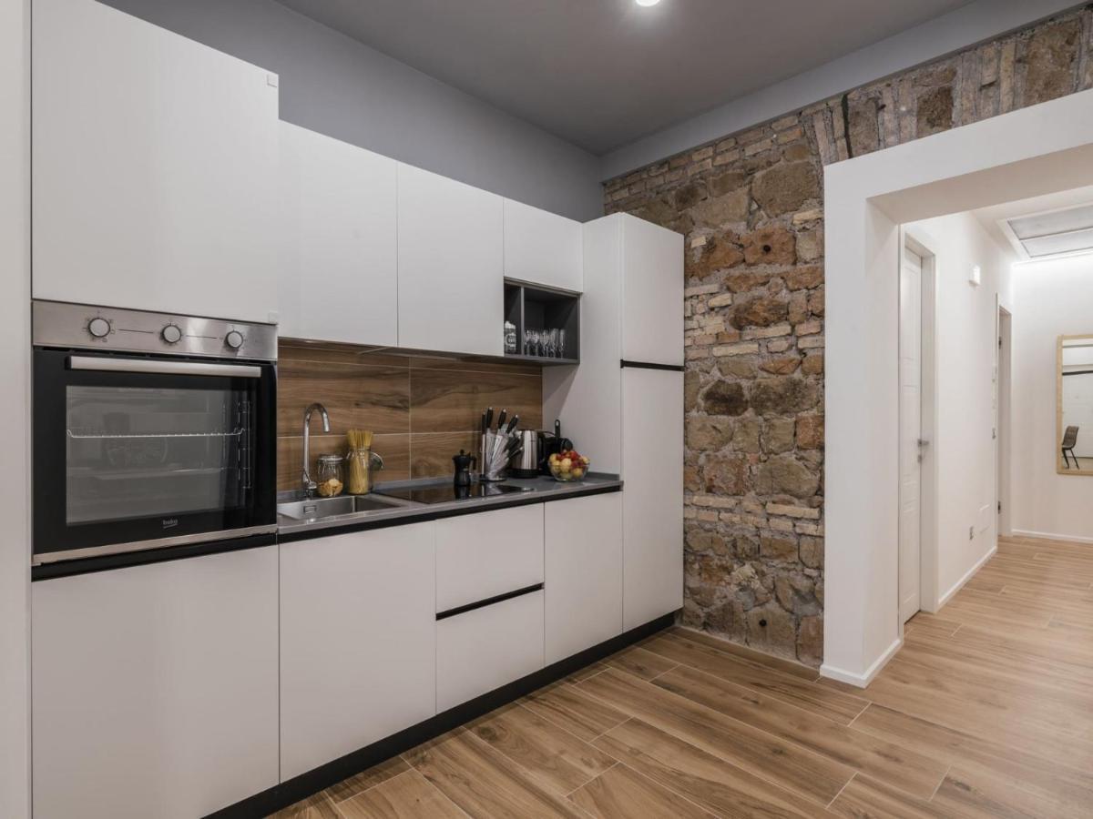 The Best Rent - Modern Three-Bedroom Apartment A Few Steps From The Colosseum Exteriér fotografie