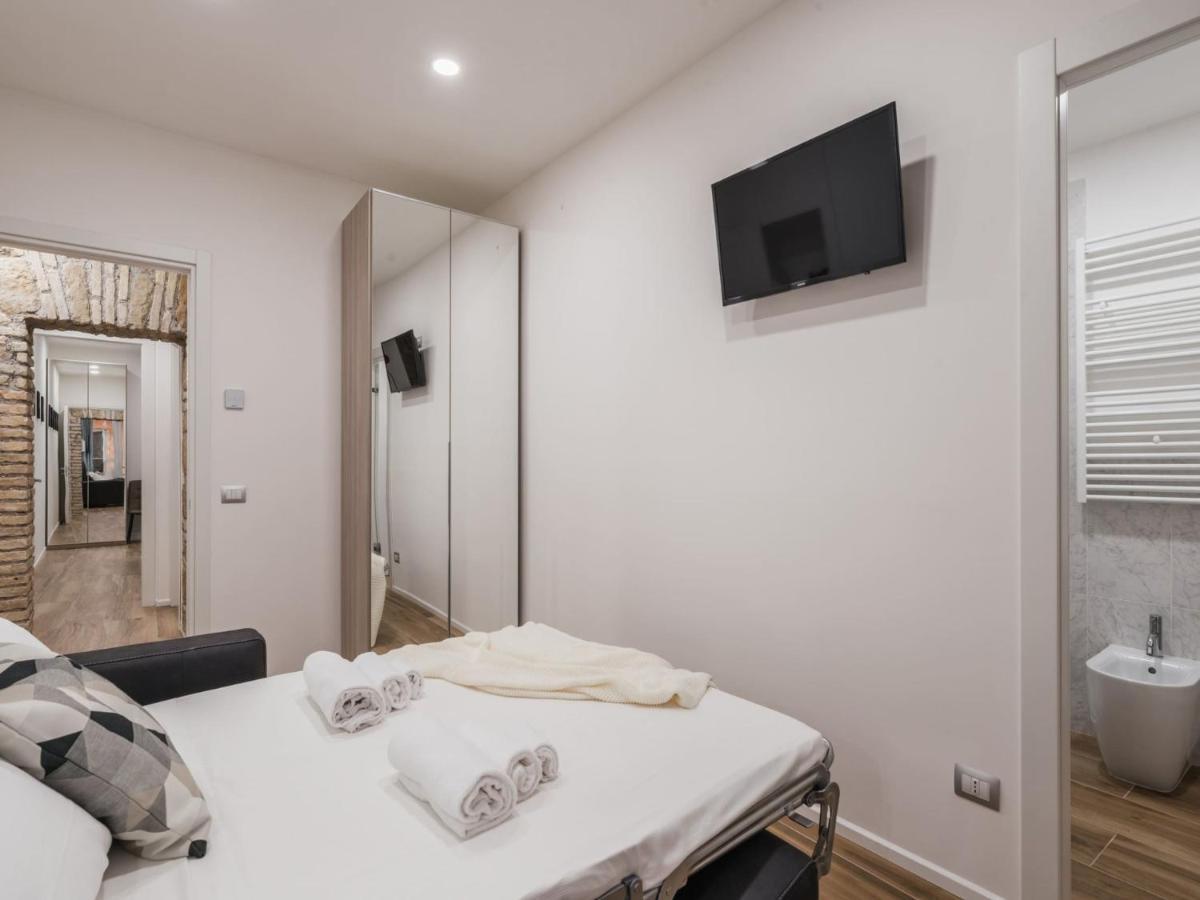 The Best Rent - Modern Three-Bedroom Apartment A Few Steps From The Colosseum Exteriér fotografie